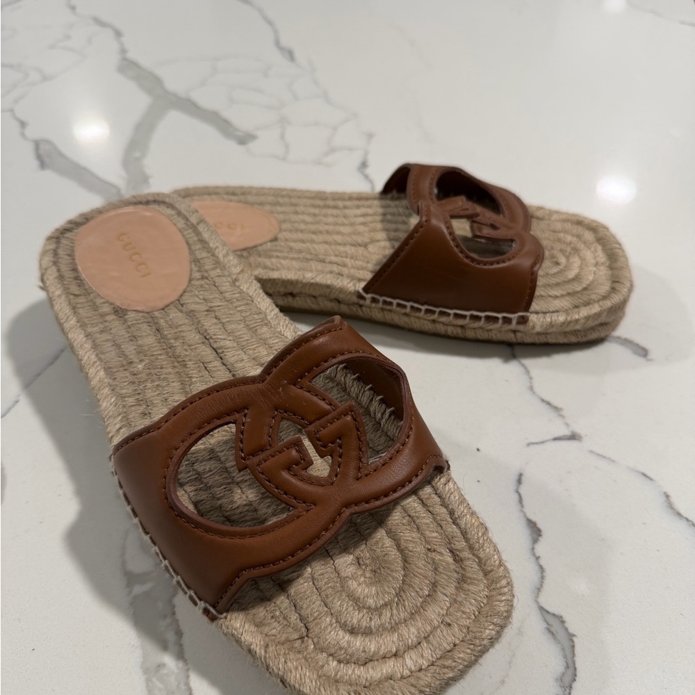 Gucci Tan Sandals